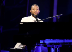 Read more about the article John Legend dedicates Billboard performance to his wife Chrissy.