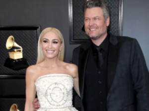 Read more about the article Blake Shelton thanks ‘New Fiancee’ Gwen Stefani During People’s Choice Awards 2020 Acceptance Speech