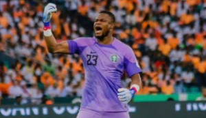Read more about the article Don’t come back, South Africans threaten Super Eagles goalkeeper Nwabali